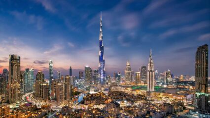 The Ultimate Guide to Visiting Burj Khalifa: Everything You Need to Know